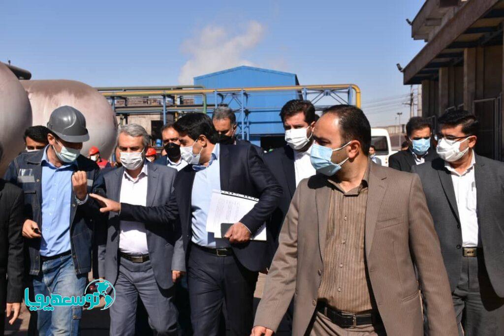 بازدید وزیر صمت از مجتمع ذوب آهن پاسارگاد و حضور در گلزار شهدای شهرستان کوار