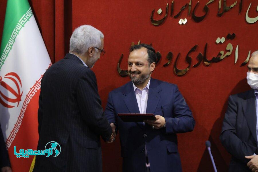 تقدیر از رئیس سازمان بورس در جشنواره شهید رجایی ۱۴۰۱