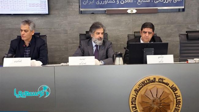 در نشست کمیسیون سرمایه‌گذاری و تأمین مالی اتاق ایران مطرح شد؛
سیاست‌های انقباضی بانک مرکزی تولید را ضعیف کرد